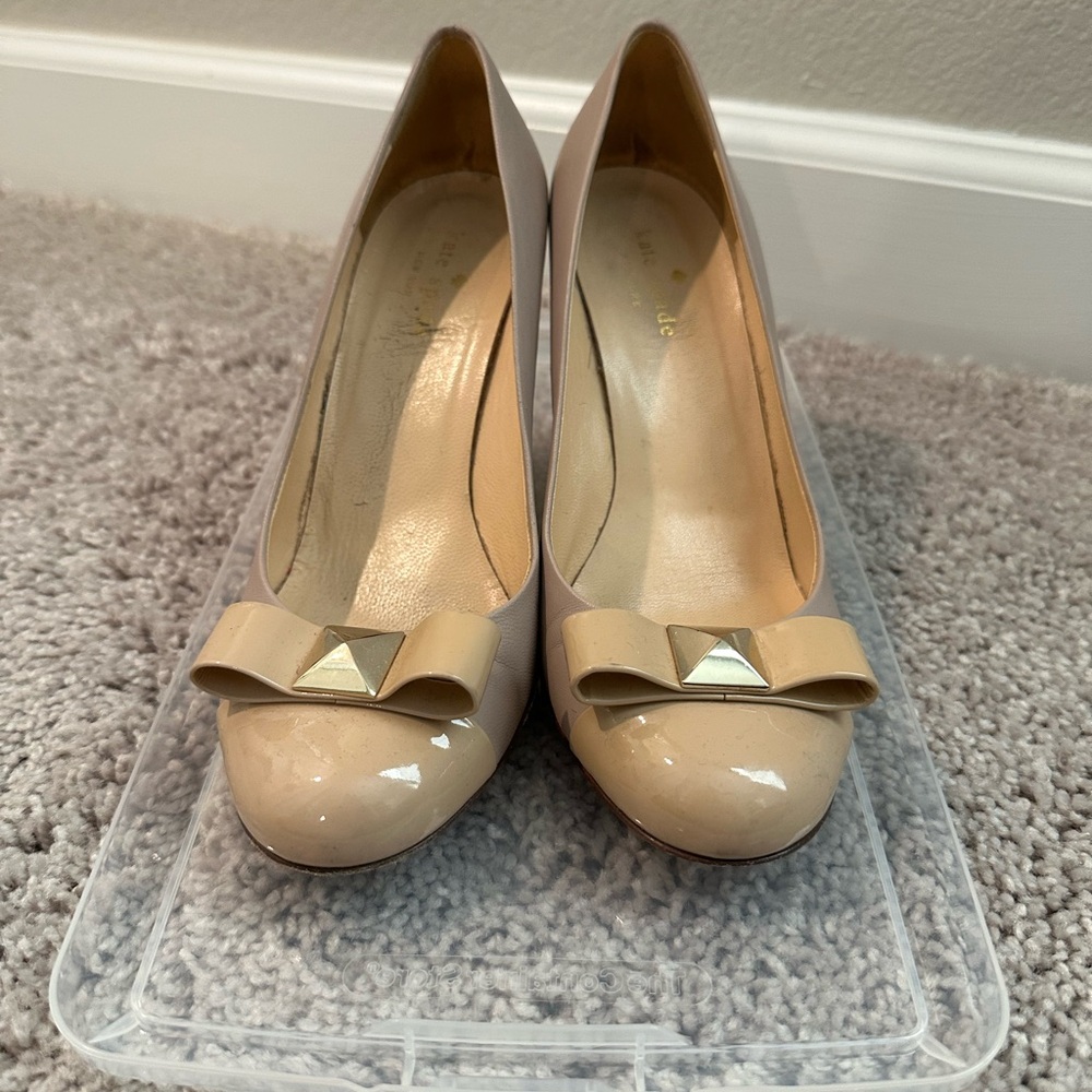 Kate Spade Nude Wedge Cap Toe Bow Heels Size 7